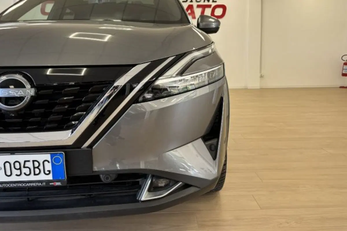 Nissan Qashqai usata a Latina (12)
