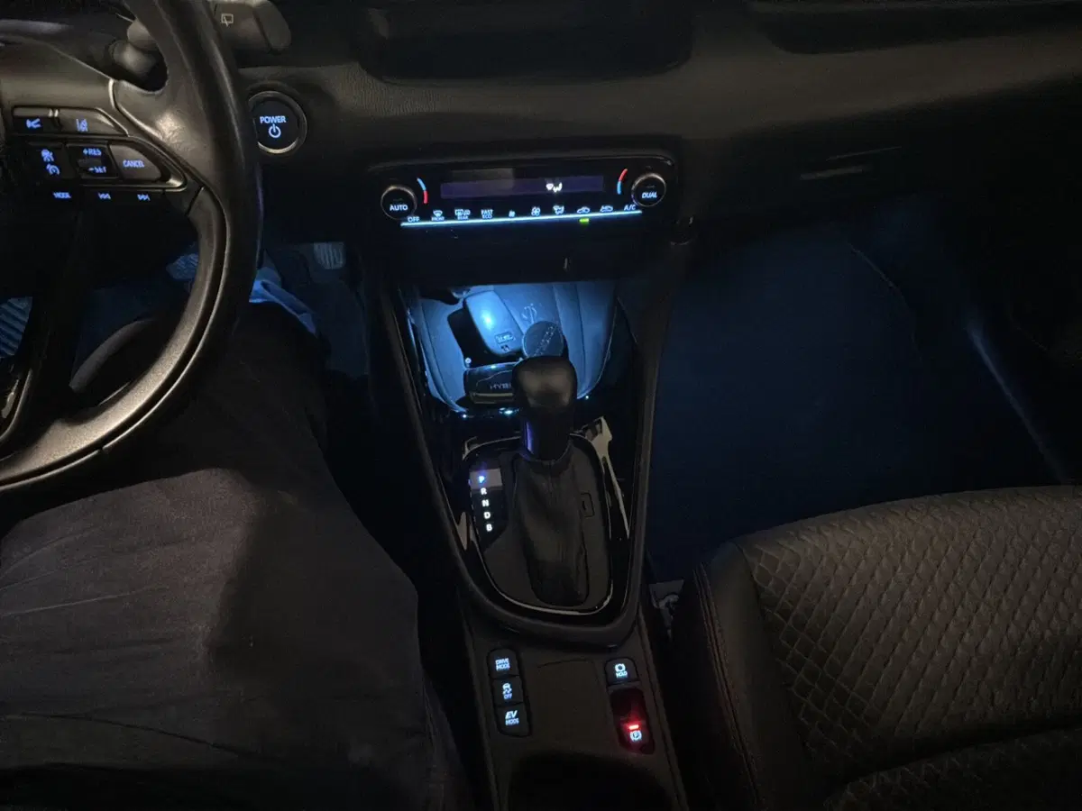 Toyota Yaris usata a Genova (16)