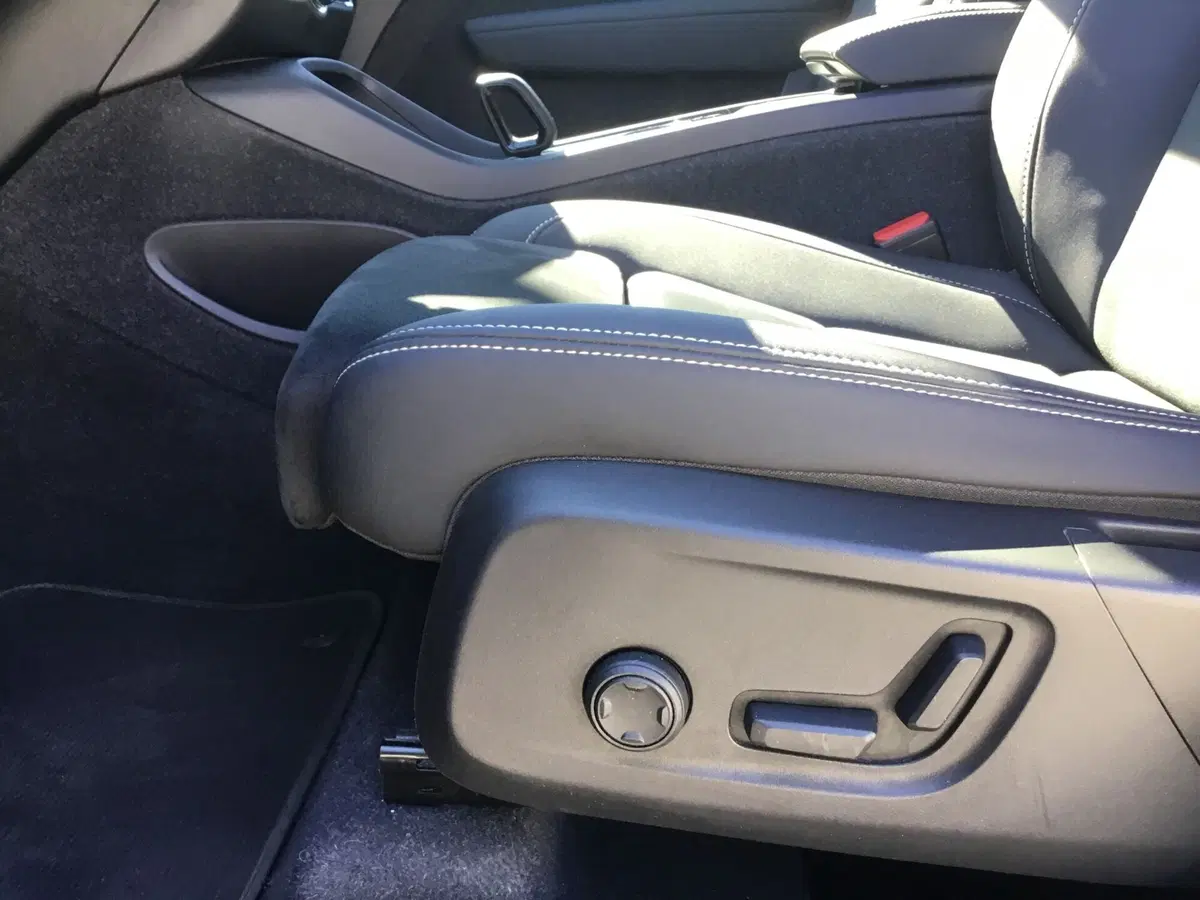 Volvo XC40 usata a Napoli (15)