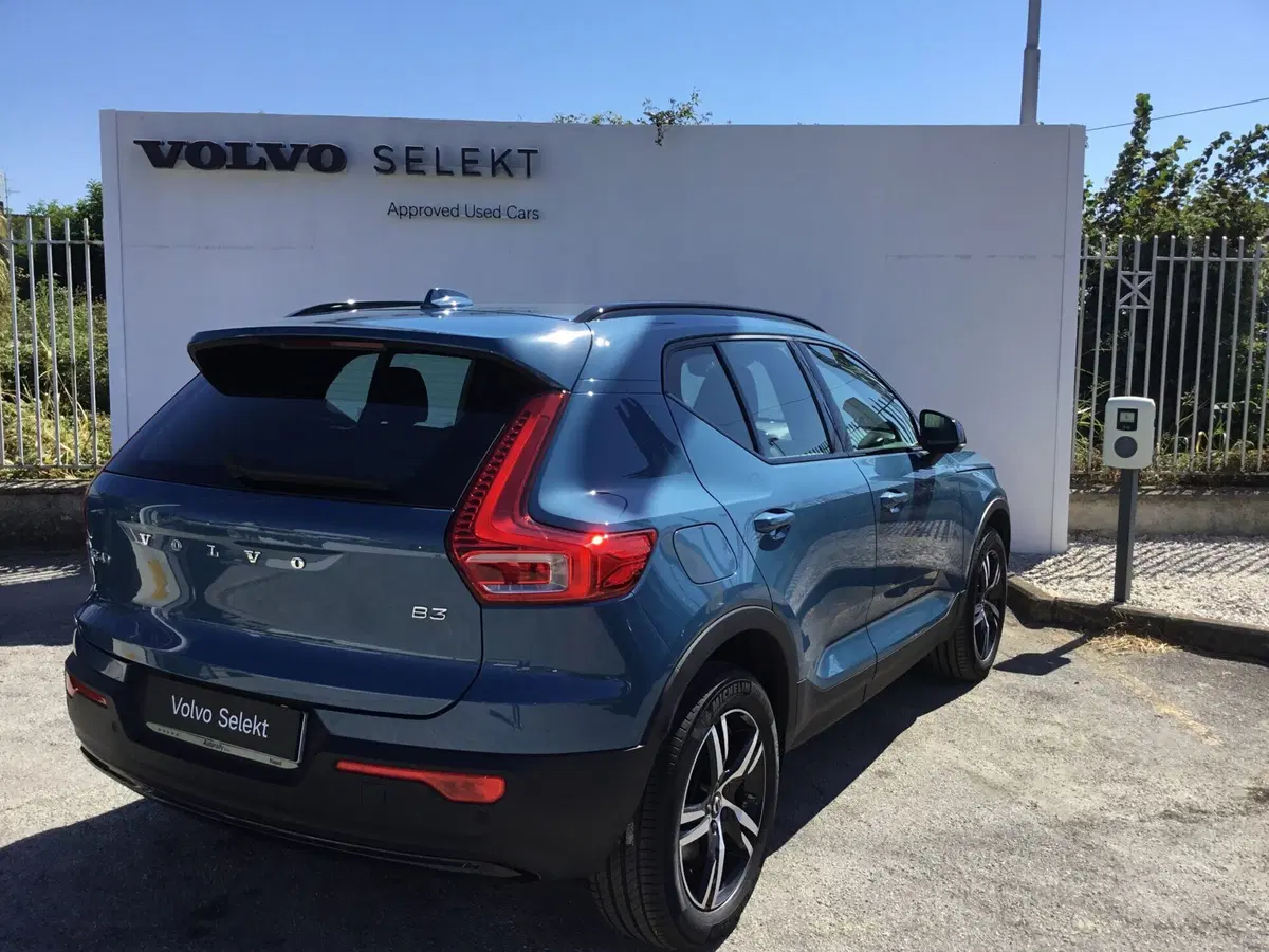 Volvo XC40 usata a Napoli (4)