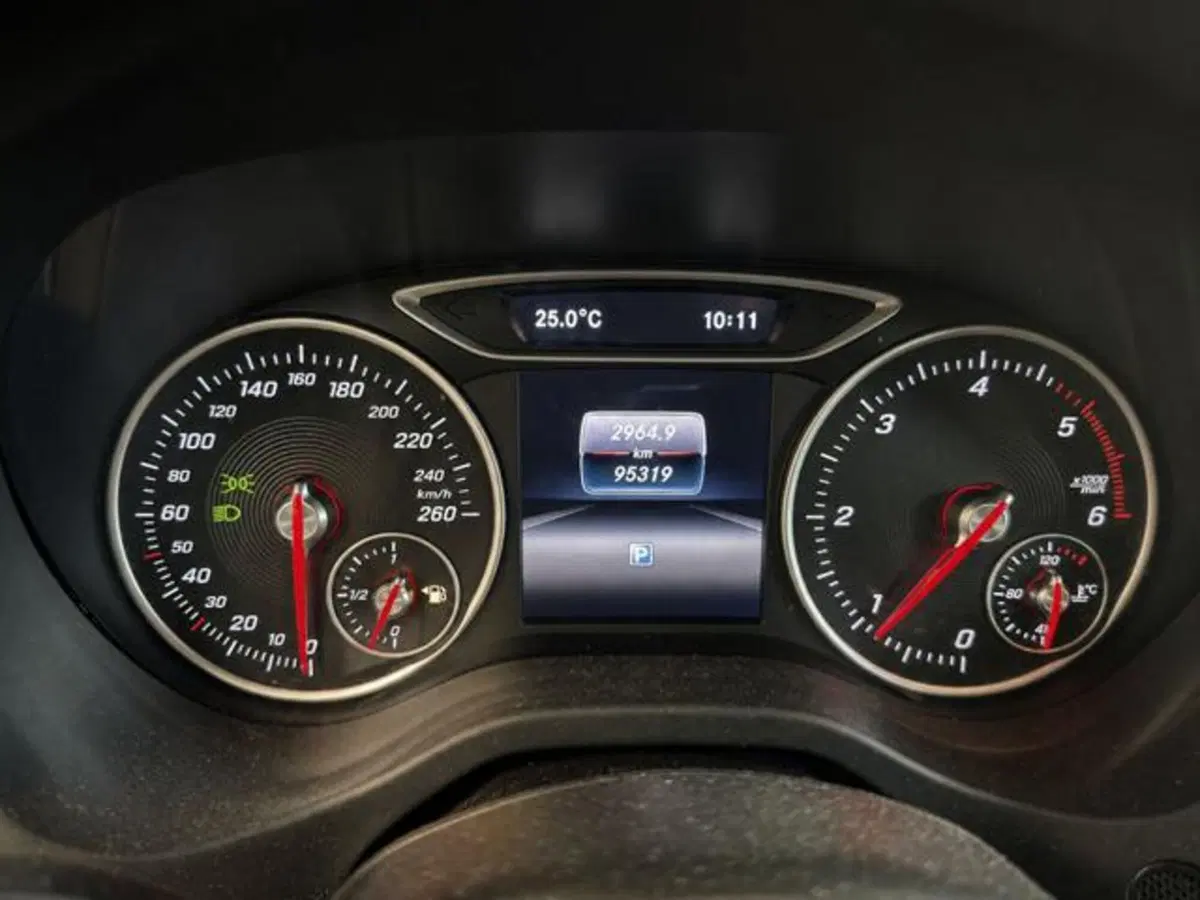 Mercedes-Benz Classe A usata a Milano (6)