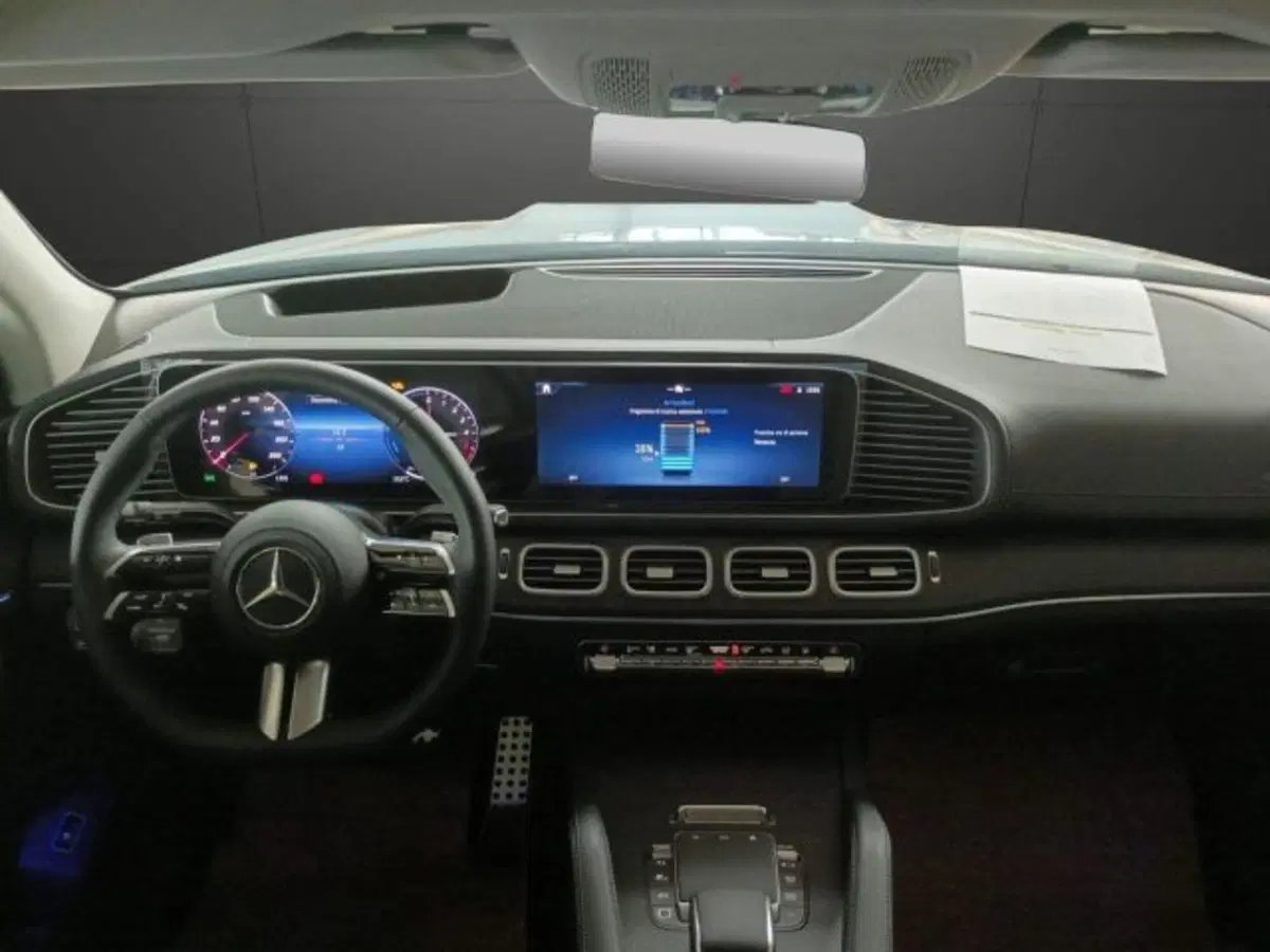 Mercedes-Benz GLE SUV nuova a Novara (9)