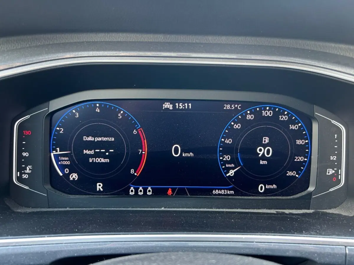 Volkswagen T-Roc usata a Verona (8)