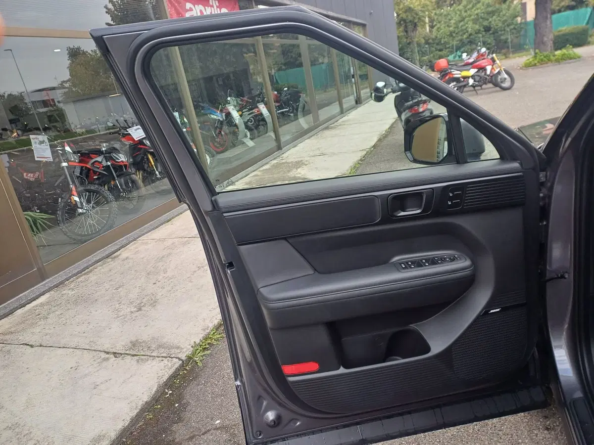 Hyundai Santa Fe nuova a Vercelli (7)