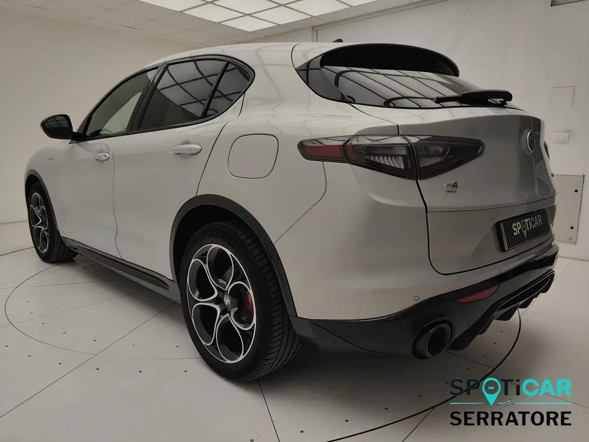 Alfa Romeo Stelvio usata a Como (4)