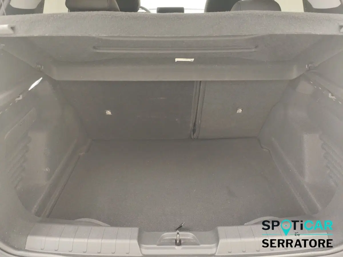 Jeep Avenger usata a Como (16)