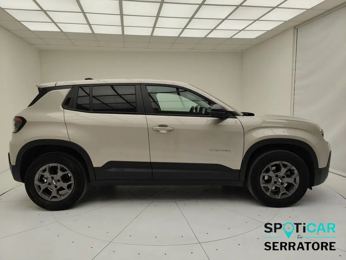 Jeep Avenger usata a Como (18)