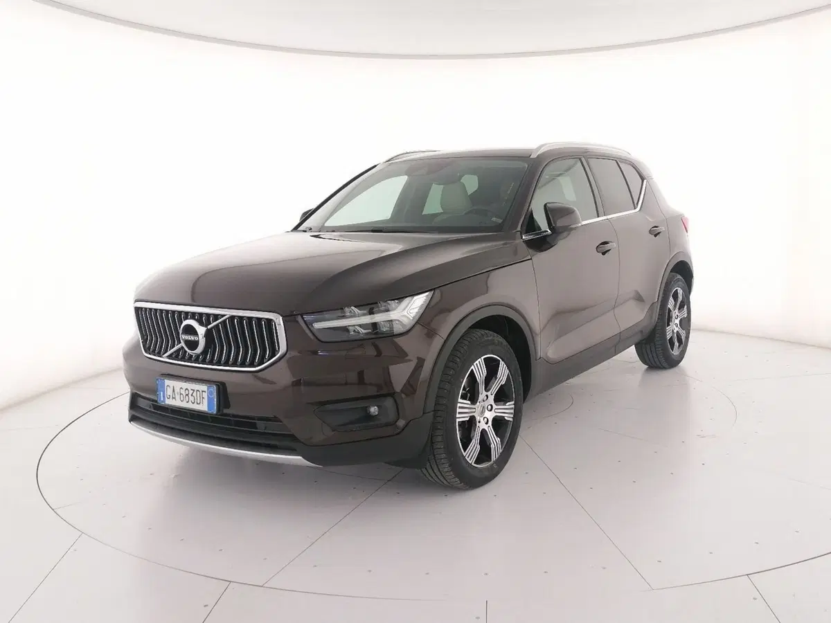VOLVO Veicoli Commerciali XC40 usata a Roma