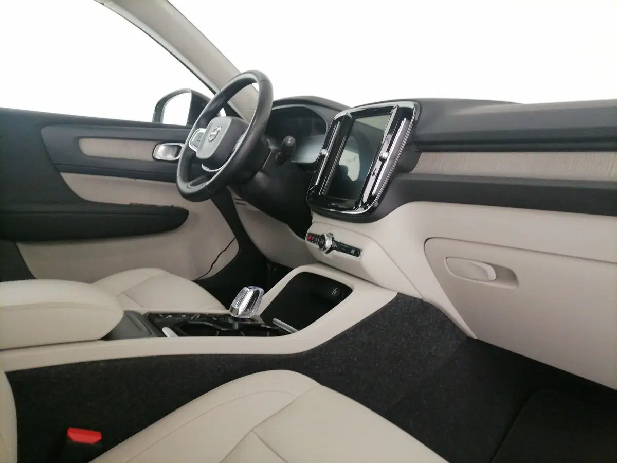 VOLVO Veicoli Commerciali XC40 usata a Roma (7)