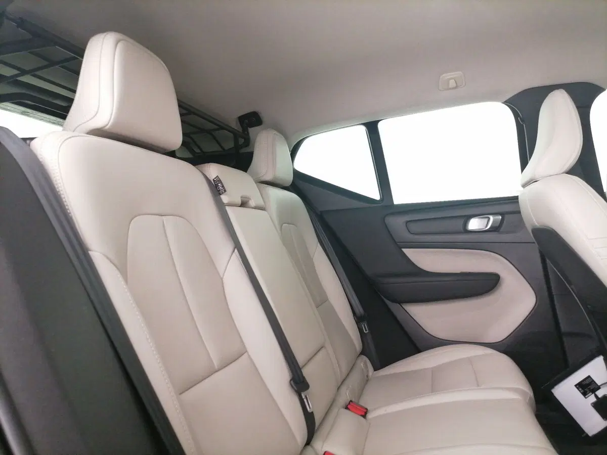 VOLVO Veicoli Commerciali XC40 usata a Roma (8)