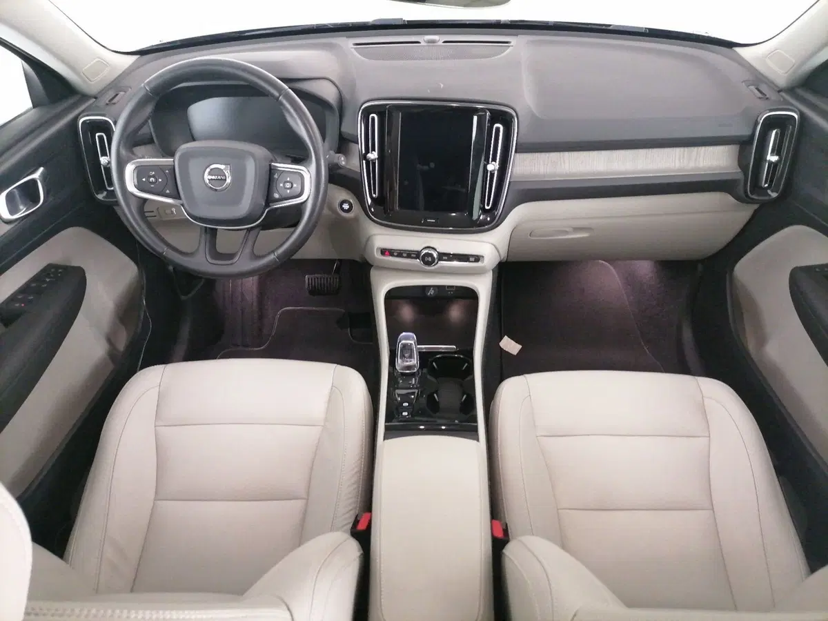 VOLVO Veicoli Commerciali XC40 usata a Roma (9)