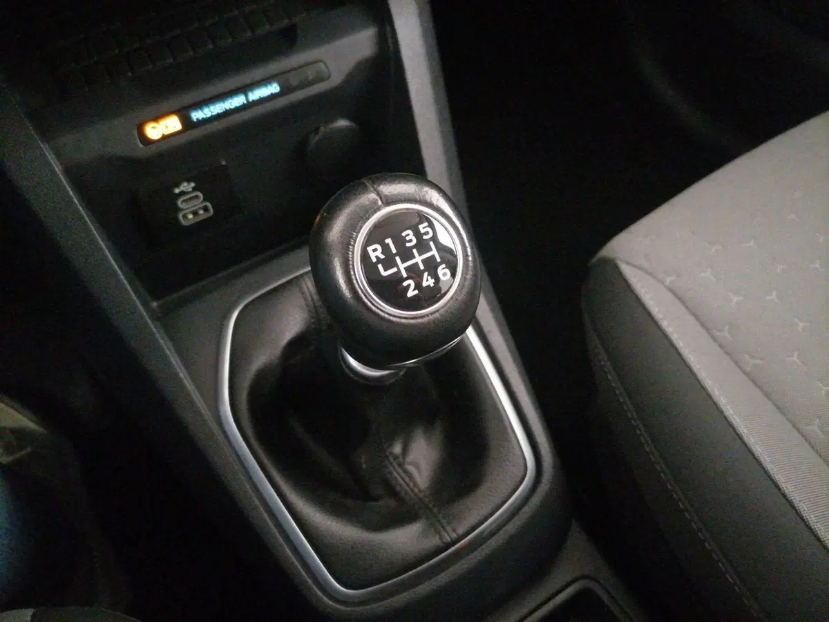 Ford Tourneo Courier usata a Roma (13)