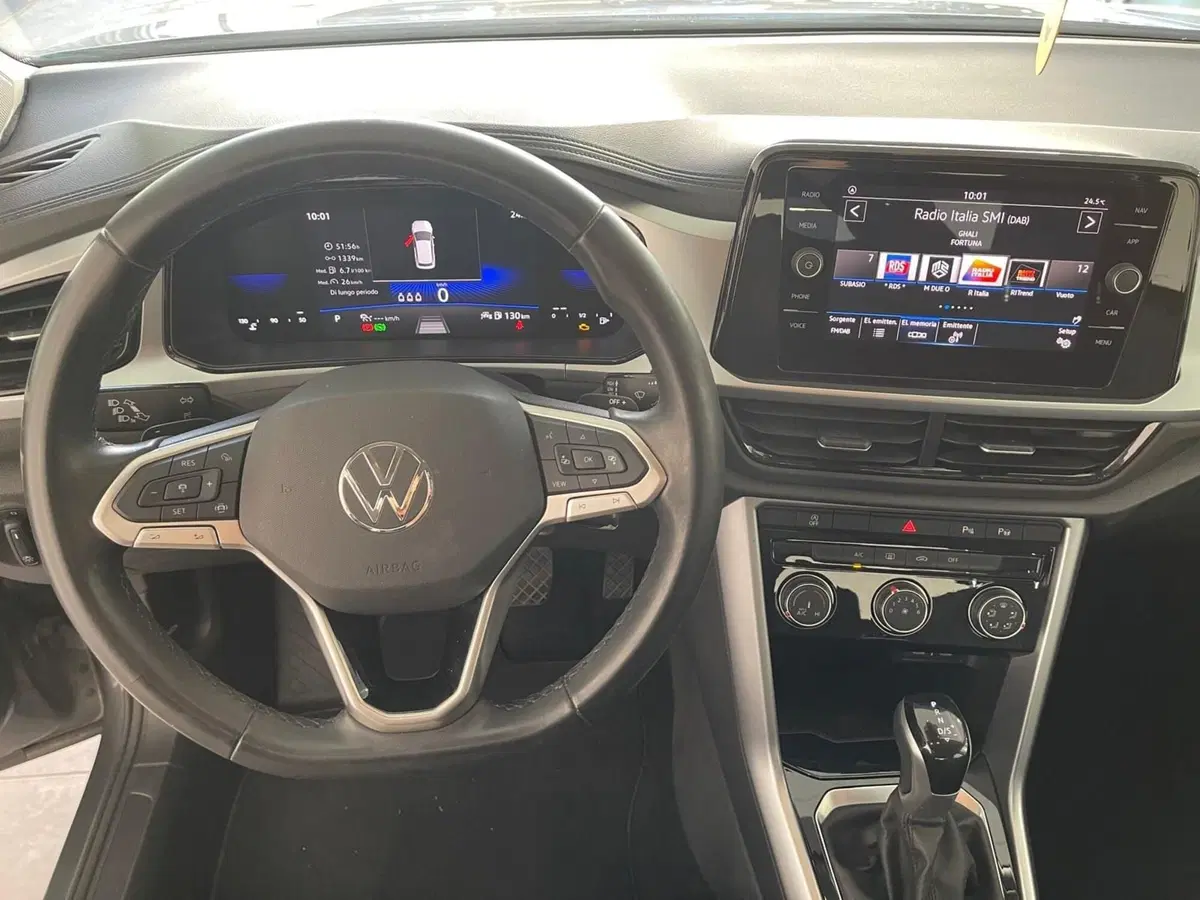 Volkswagen T-Roc usata a Napoli (11)