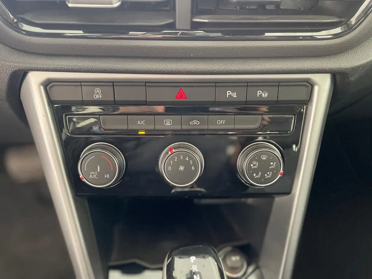 Volkswagen T-Roc usata a Napoli (15)