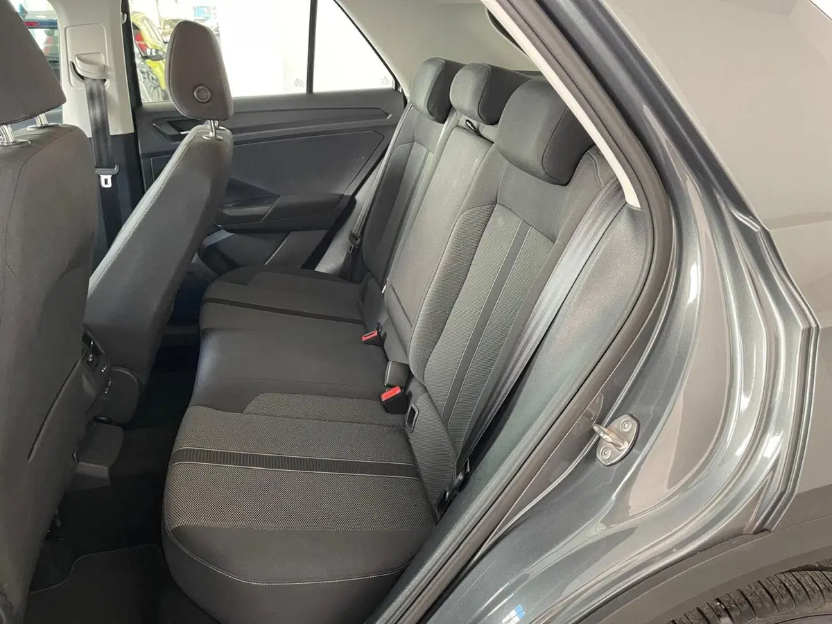 Volkswagen T-Roc usata a Napoli (17)
