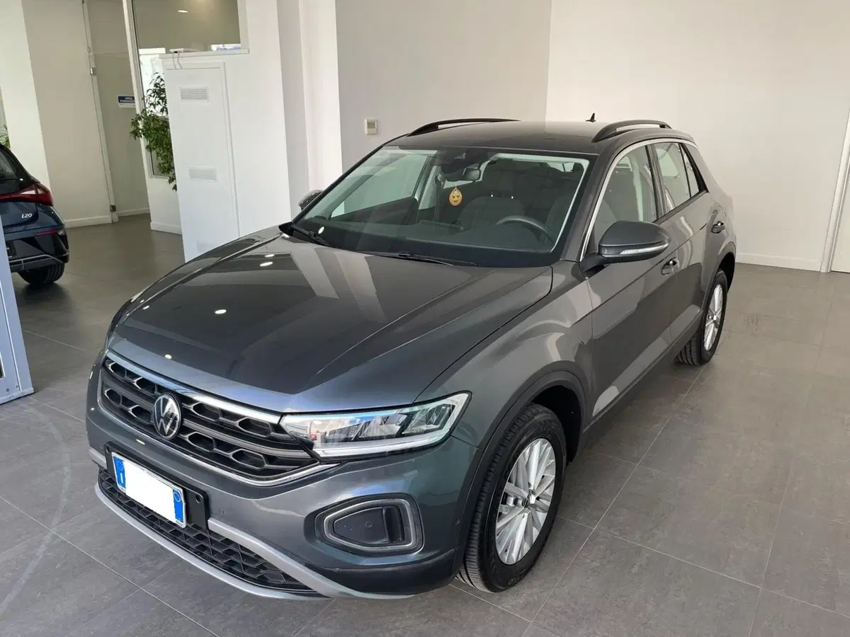 Volkswagen T-Roc usata a Napoli (2)