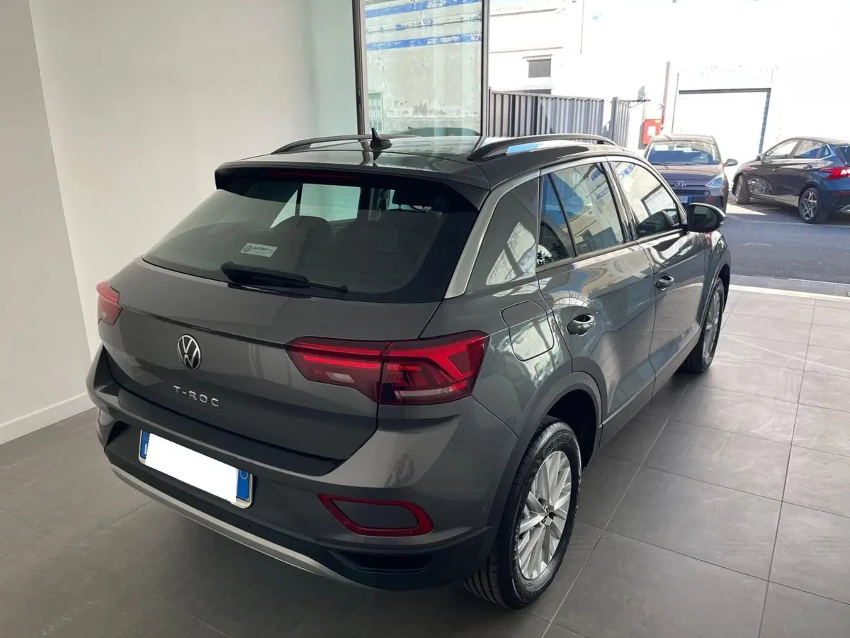 Volkswagen T-Roc usata a Napoli (5)