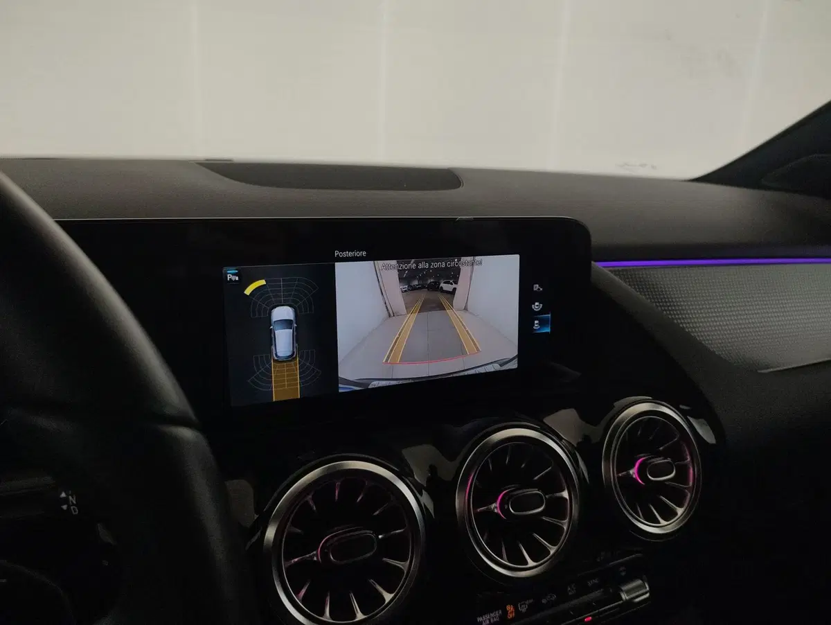 Mercedes-Benz GLA SUV usata a Alessandria (13)