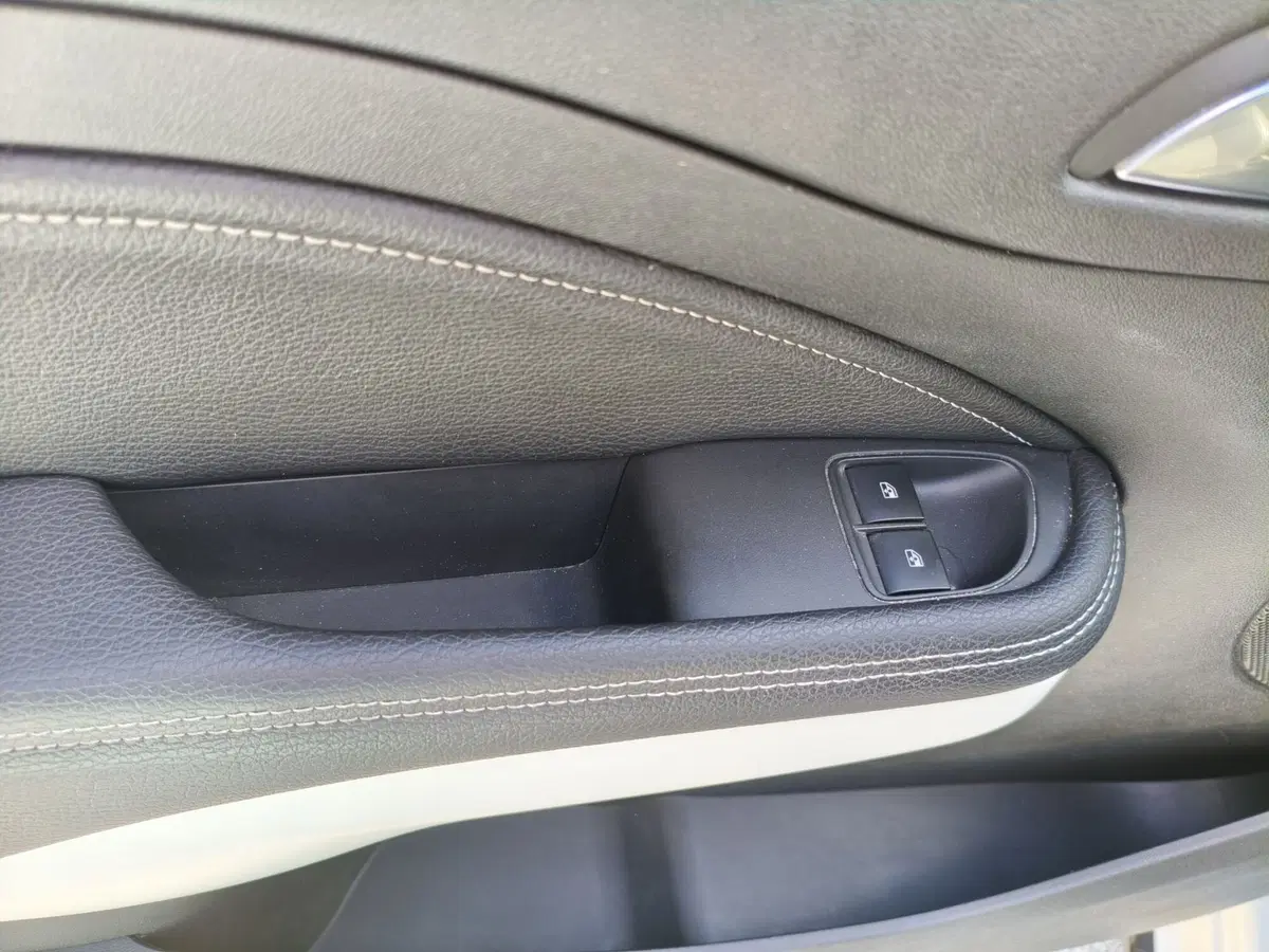 Opel Adam usata a Matera (12)