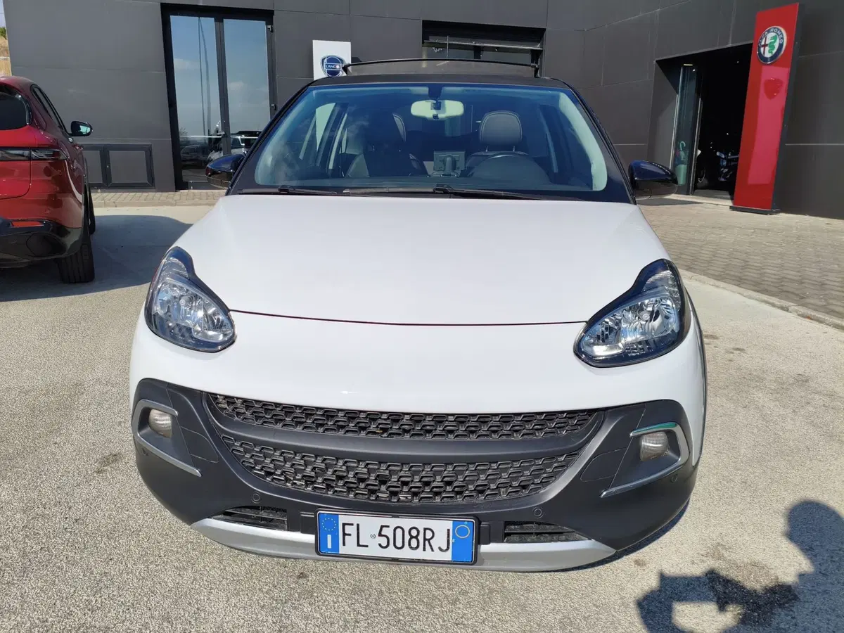 Opel Adam usata a Matera (7)