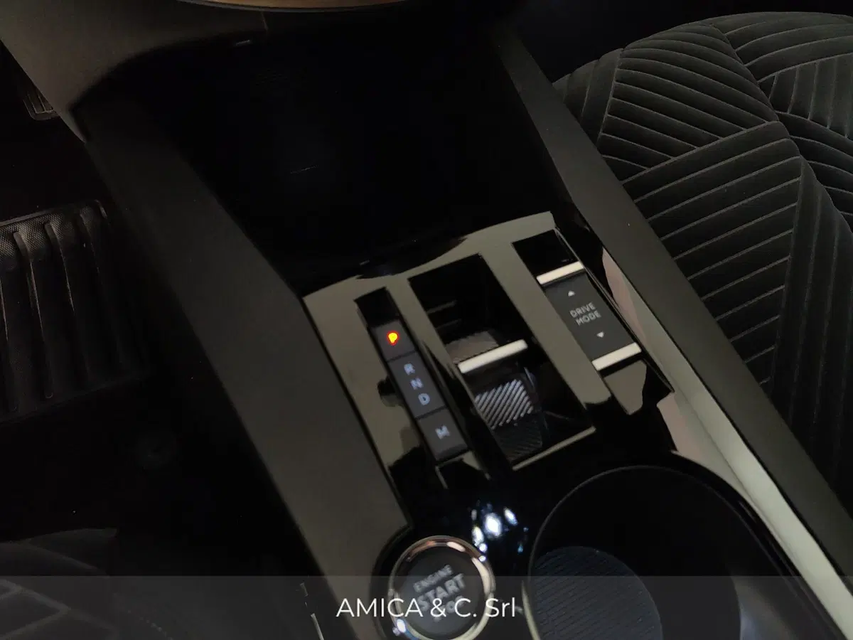 Lancia Ypsilon usata a Caserta (19)