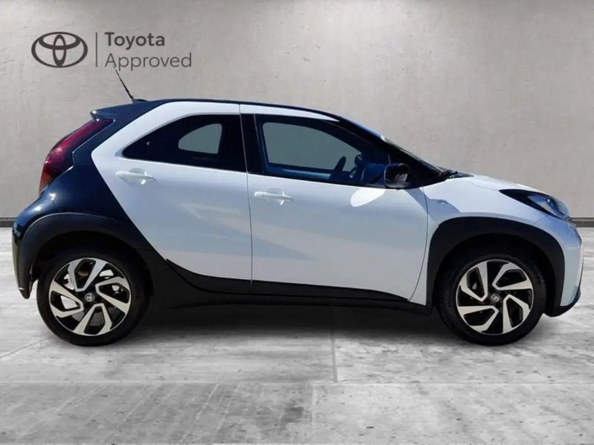 Toyota Aygo X usata a Cagliari (4)
