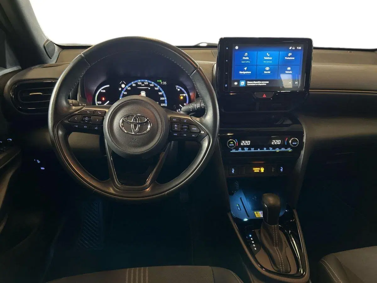 Toyota Yaris Cross usata a Milano (9)