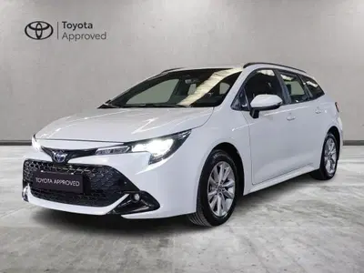 Toyota Corolla Touring Sports 1.8 Hybrid Business del 2023 usata a Milano