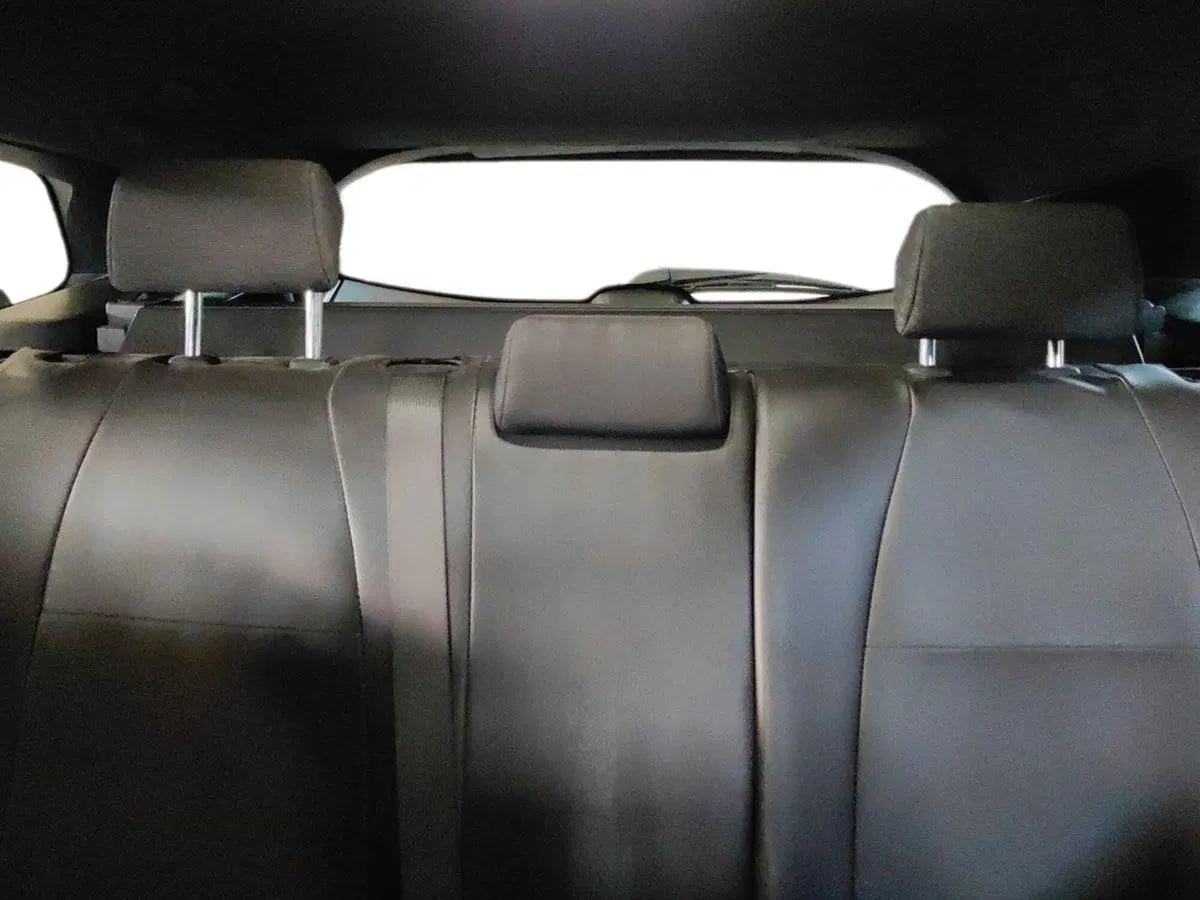 Toyota Corolla Touring Sports usata a Milano (11)