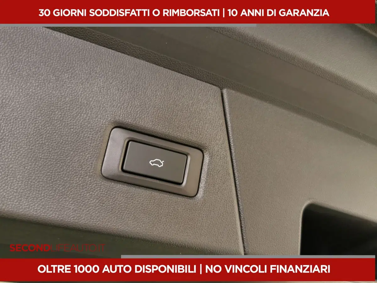 Jaecoo Jaecoo 8 SHS-P nuova a Chieti (12)