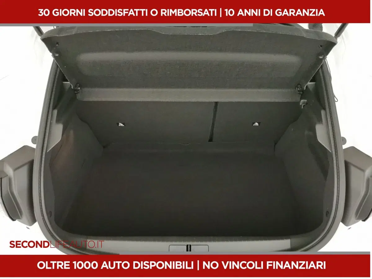 Peugeot 208 usata a Roma (10)