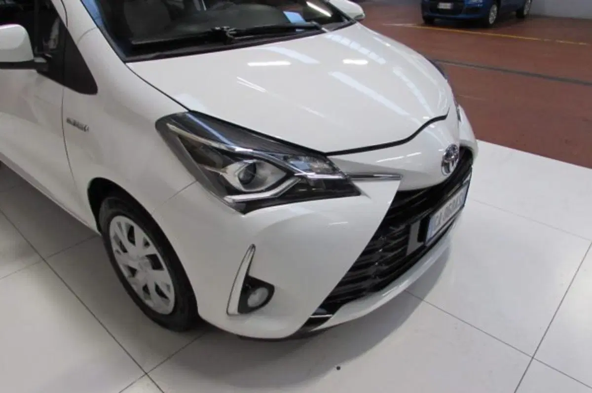 Toyota Yaris usata a Milano (18)