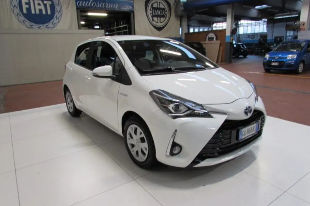Toyota Yaris usata a Milano (3)