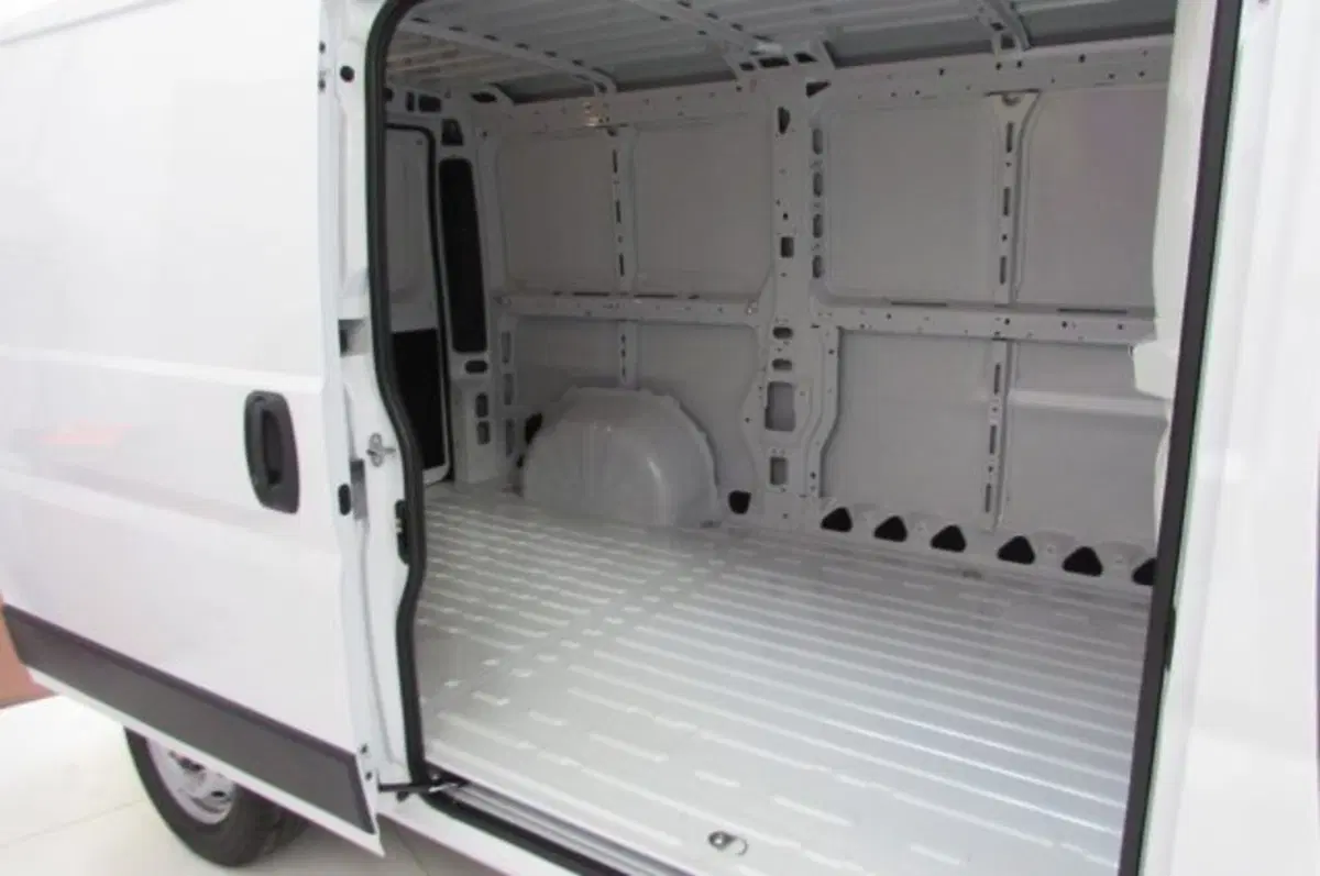 Fiat Ducato Furgone nuova a Milano (15)
