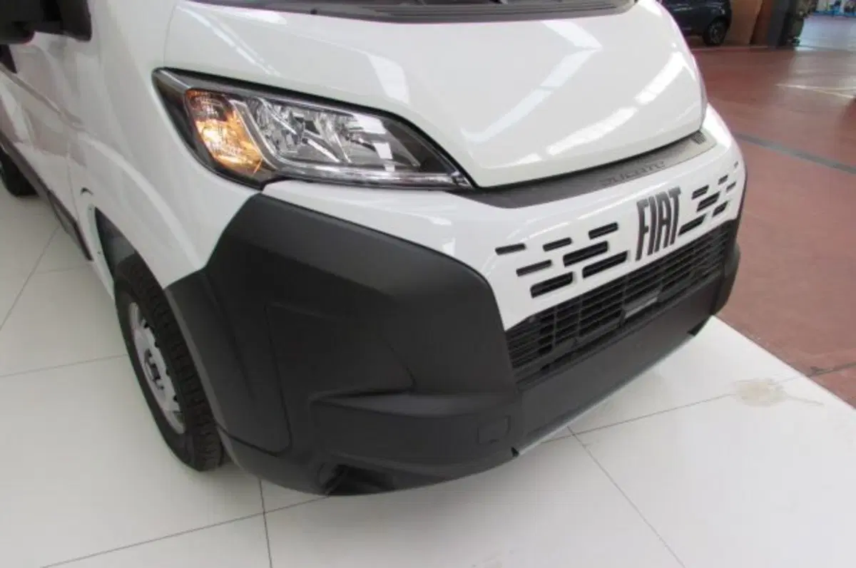 Fiat Ducato Furgone nuova a Milano (17)