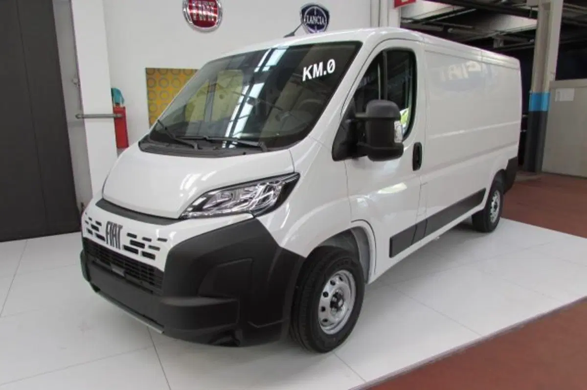 Fiat Ducato Furgone nuova a Milano (2)