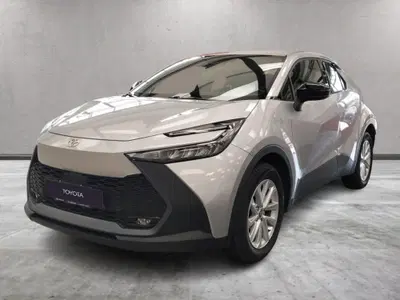 Toyota Toyota C-HR 2.0 phev Active fwd e-cvt del 2025 usata a Frosinone