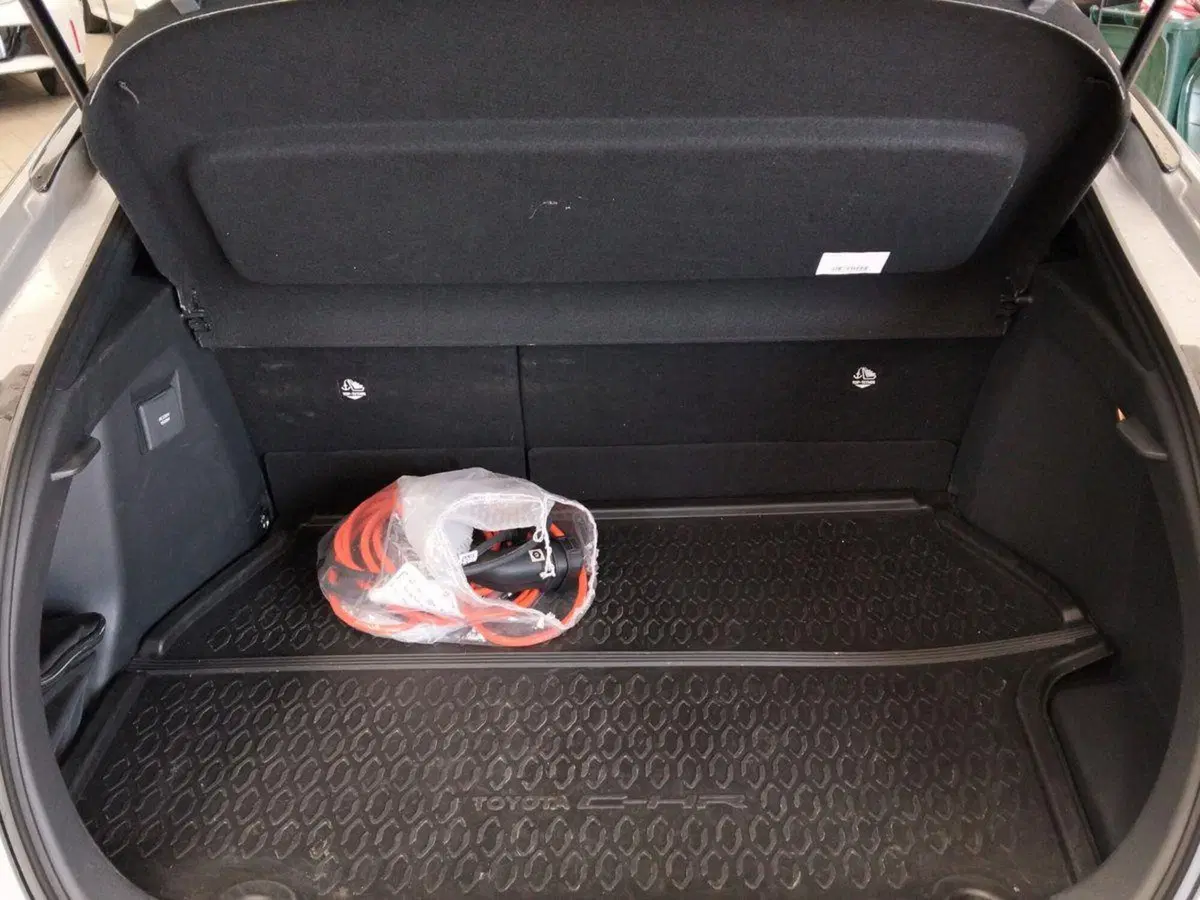 Toyota Toyota C-HR usata a Frosinone (5)