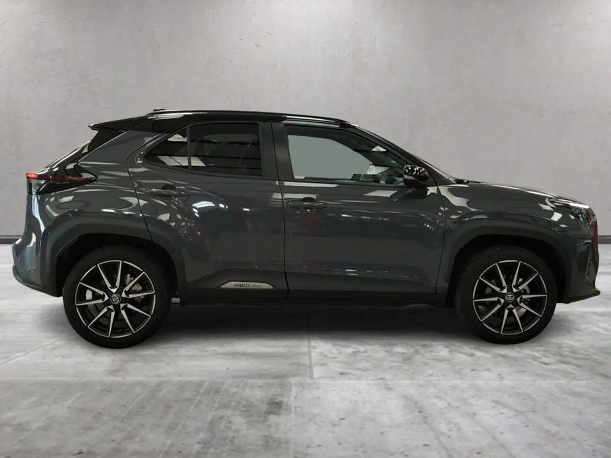 Toyota Yaris Cross usata a Frosinone (3)