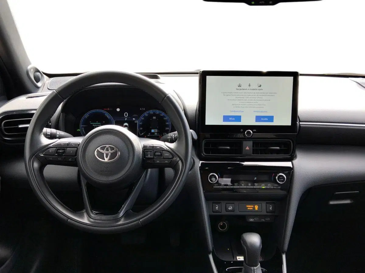 Toyota Yaris Cross usata a Frosinone (7)