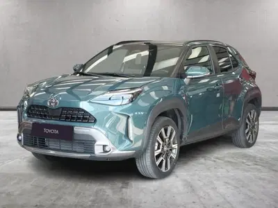 Toyota Yaris Cross Lounge awd-i 130cv e-cvt del 2026 usata a Frosinone