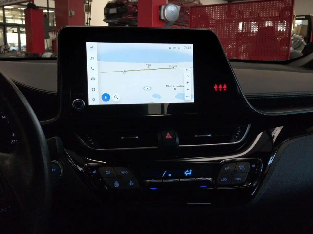Toyota Toyota C-HR usata a Frosinone (10)