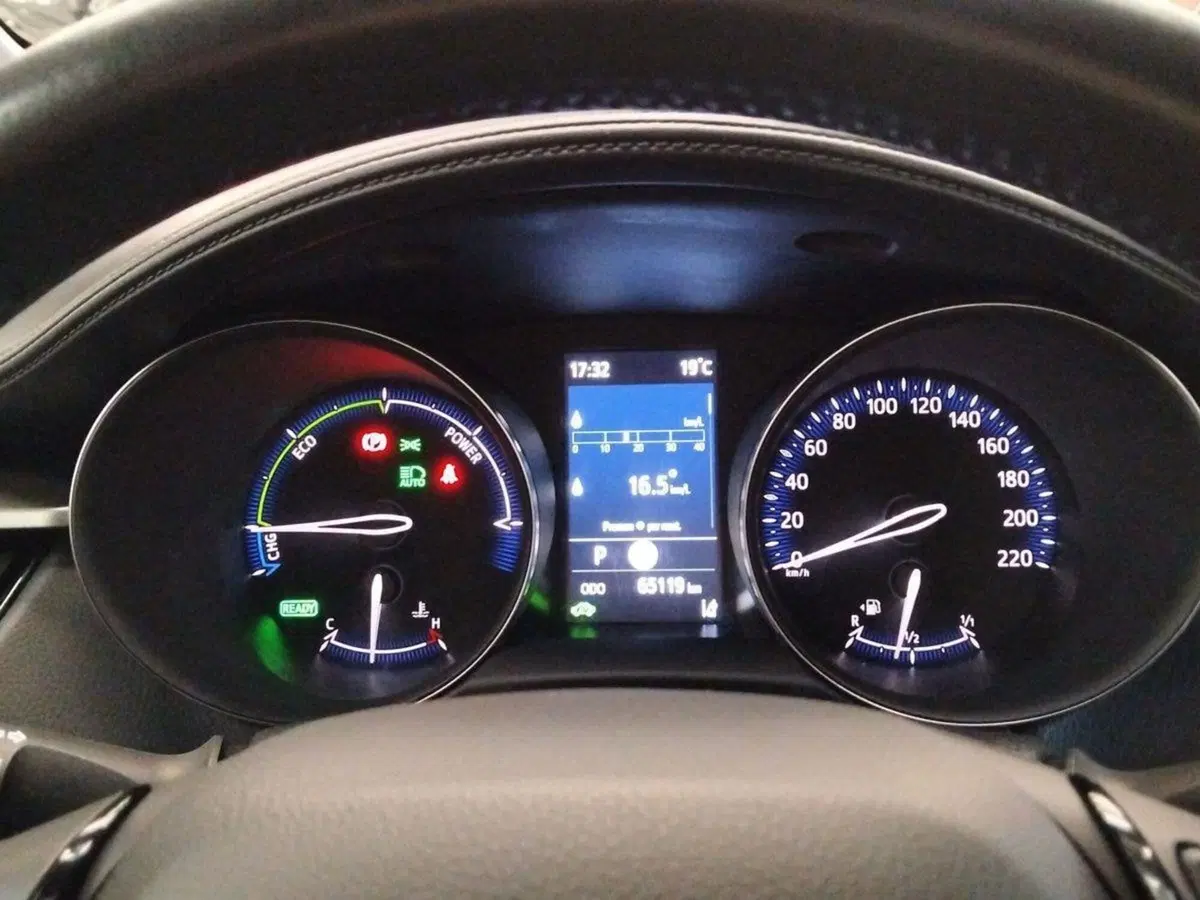 Toyota Toyota C-HR usata a Frosinone (9)