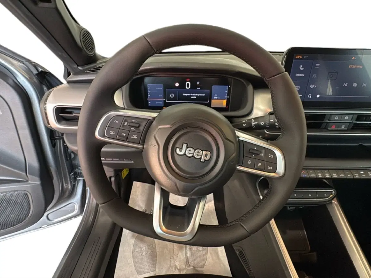 Jeep Avenger nuova a Agrigento (20)