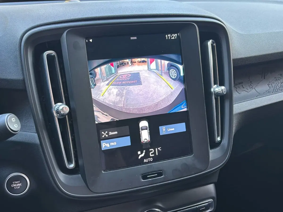 Volvo XC40 usata a Bologna (12)