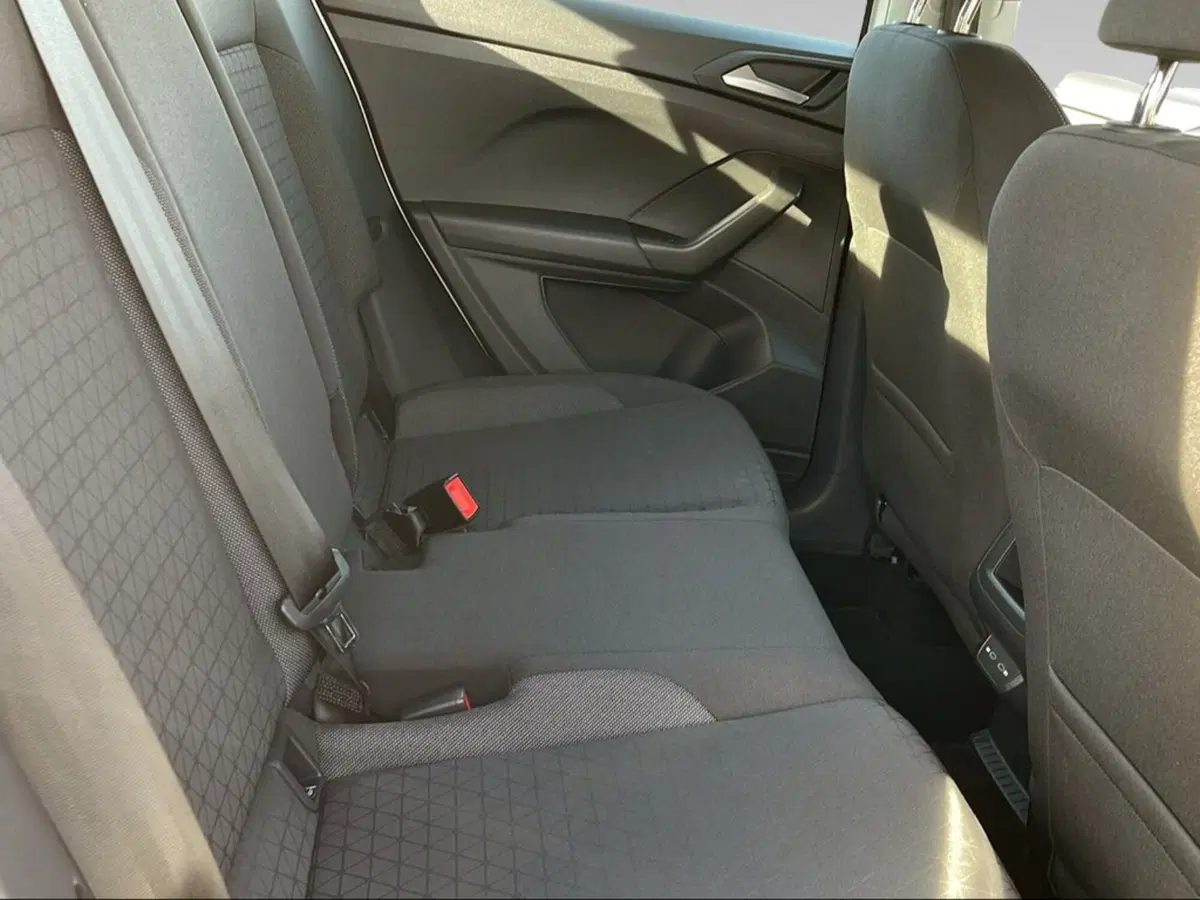 Volkswagen T-Cross usata a Livorno (8)