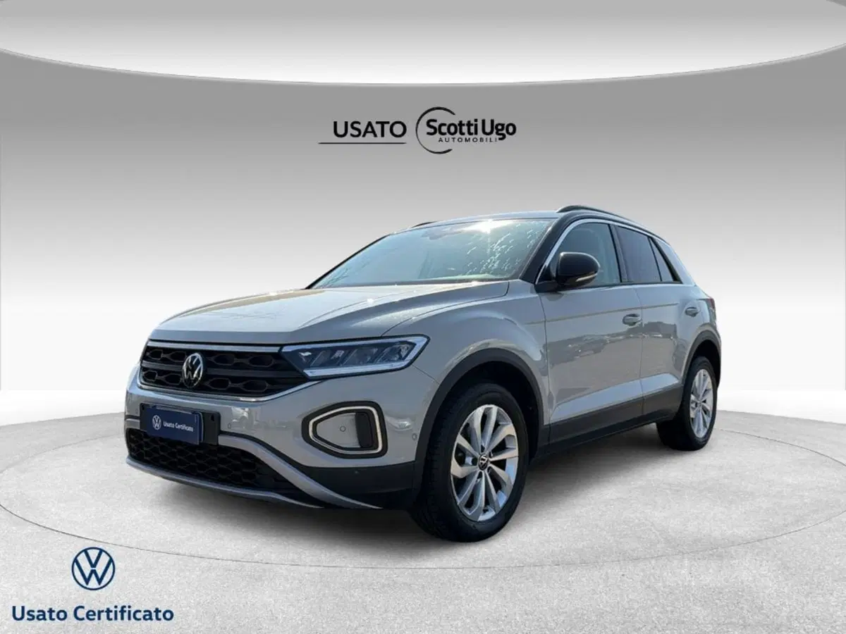 Volkswagen T-Roc usata a Livorno