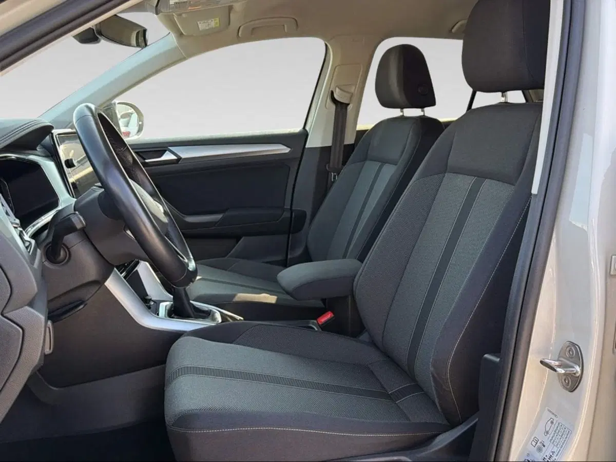 Volkswagen T-Roc usata a Livorno (10)