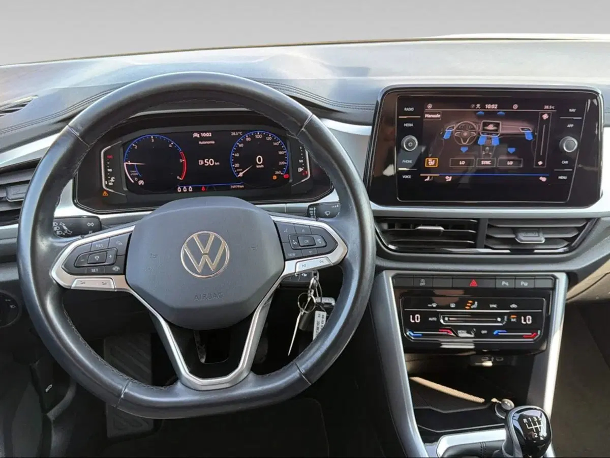 Volkswagen T-Roc usata a Livorno (8)