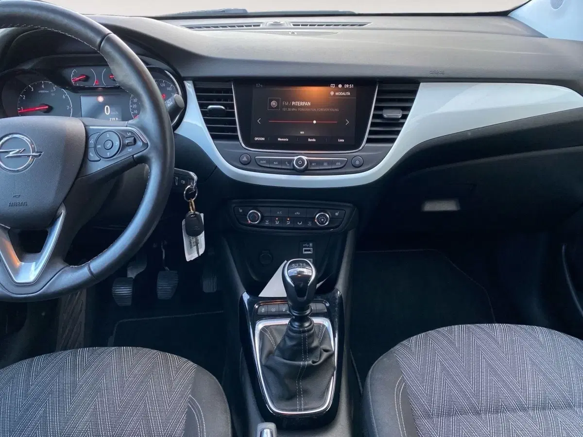 Opel Crossland X usata a Bologna (6)